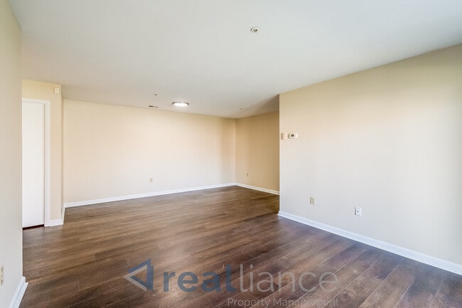 Photo - 8701 Grasmere Ct