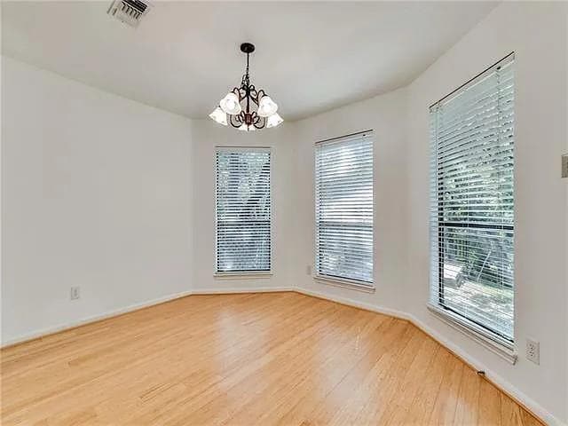 Photo - 312 Sailmaster St