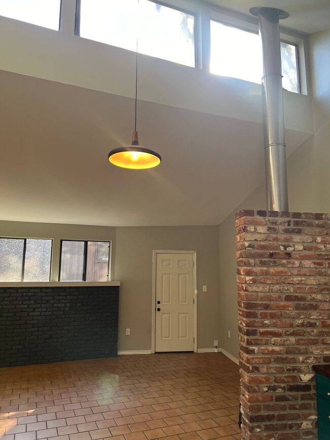 Photo - 400 Atkins Rd
