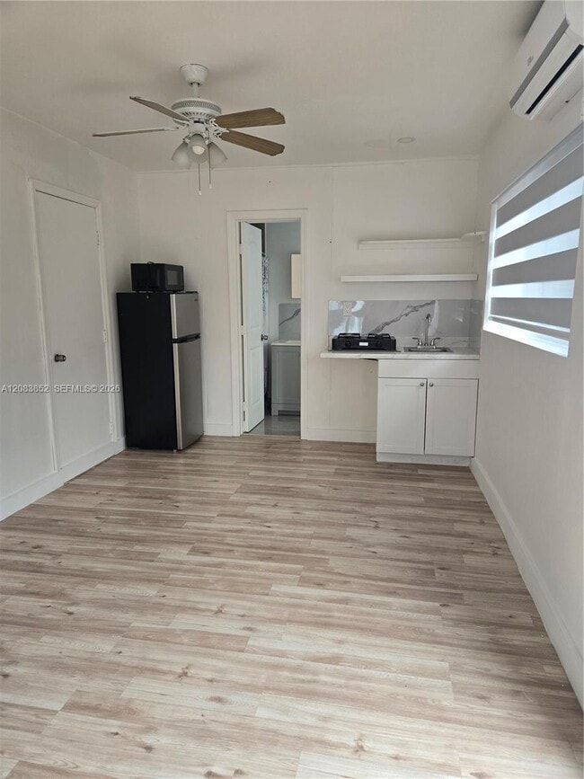 Building Photo - 3190 SW 123rd Ct Unit 0