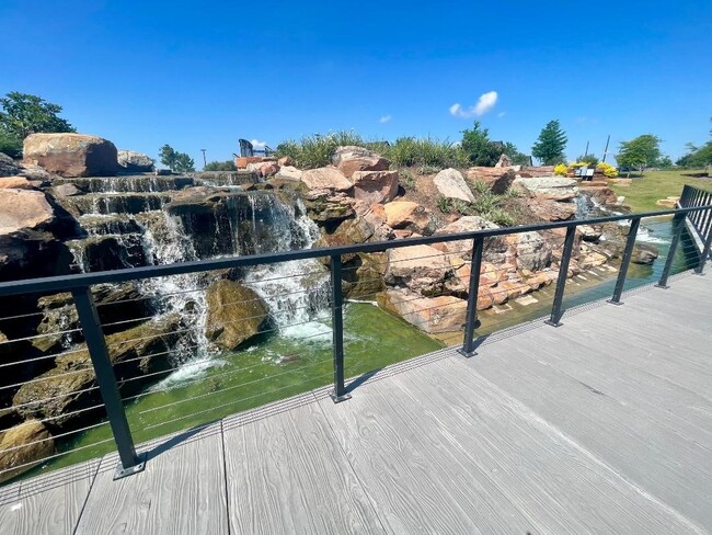 Photo - 3335 Kendleshire Ln