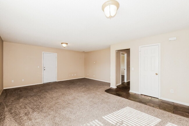 Photo - 720 Treyburn Lakes Way