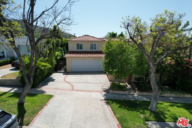 Photo - 1861 W Mountain St