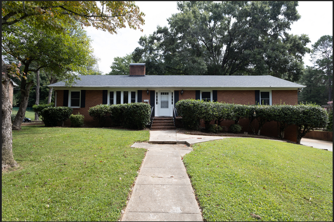 Building Photo - 2530 Merrimont Dr NW Rental