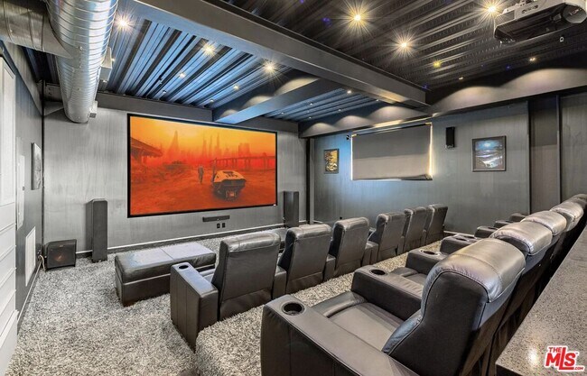 Photo - 5115 Vía Donte