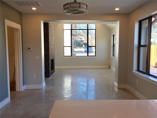 Photo - 5621 Adams Ave