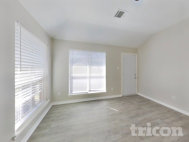 Photo - 24307 Hard Wood Dr