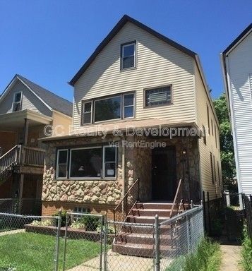 Building Photo - 8336 S Kingston Ave Unit 1