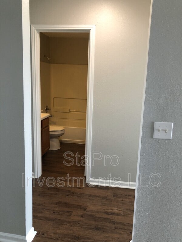 Photo - 114 Village St