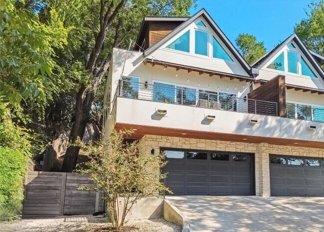 Photo - 2712 Oak Springs Dr