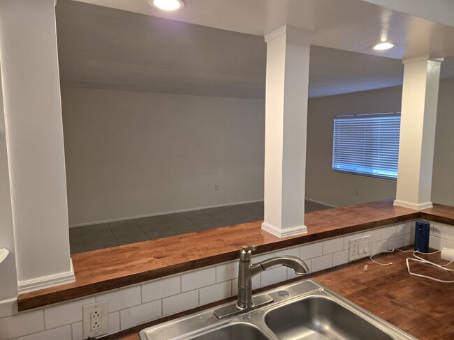 Photo - 379 79th Ave NE