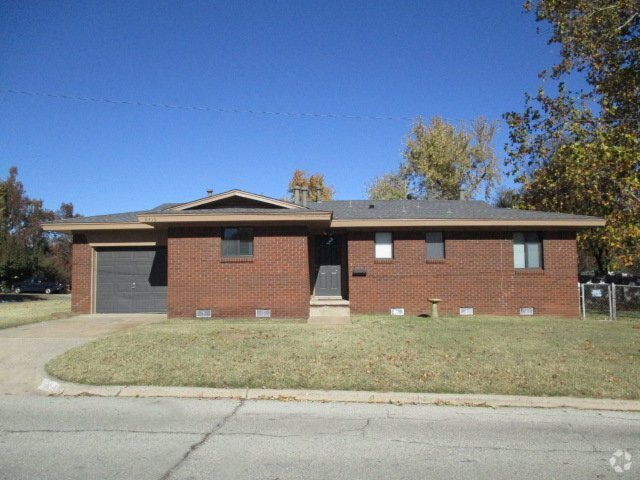 Building Photo - 6415 NW 19th St Rental