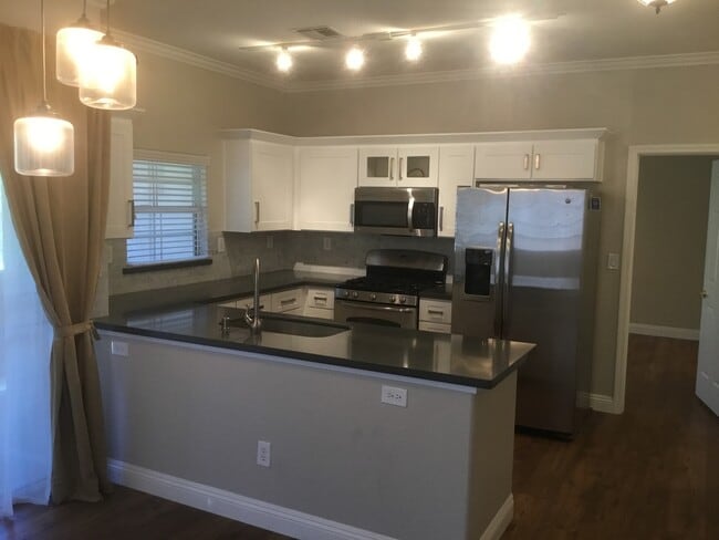 Building Photo - 7660 W Eldorado Ln Rental