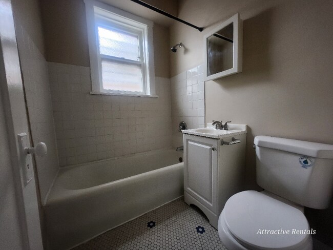 Photo - 1158 S Mason Ave Unit F2