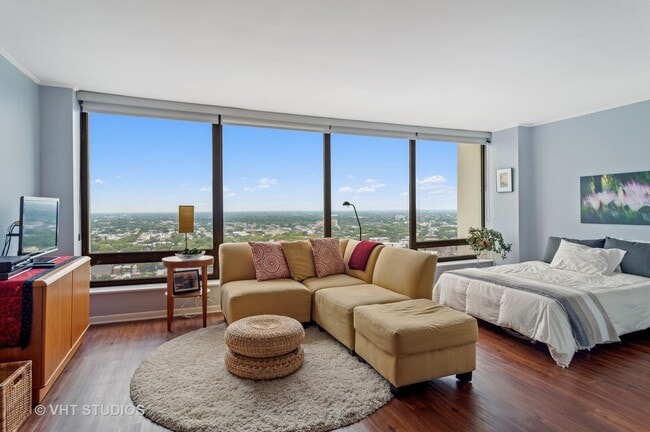 Unit is not furnished. - 5445 N Sheridan Rd Unit 3109