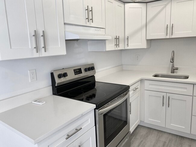 Photo - 4901 NE 26th Ave Unit 2