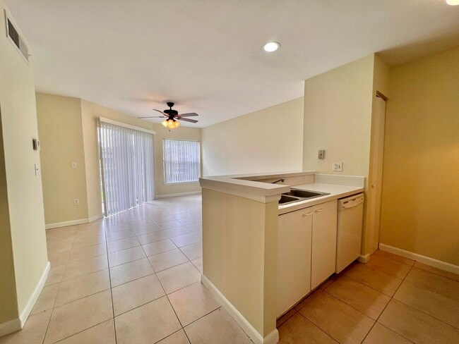 Photo - 4847 Via Palm Lakes Unit 1005