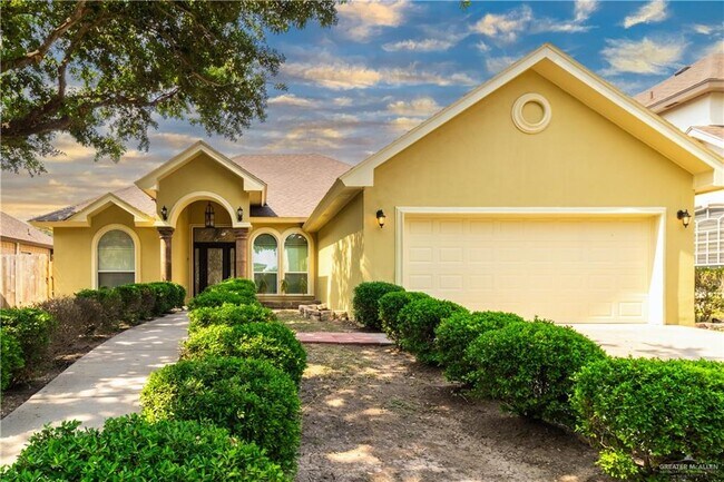 Photo - 22 San Roman St