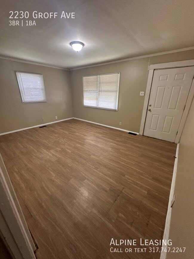 Building Photo - 3 Bedroom