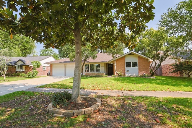 Photo - 5410 Indigo St