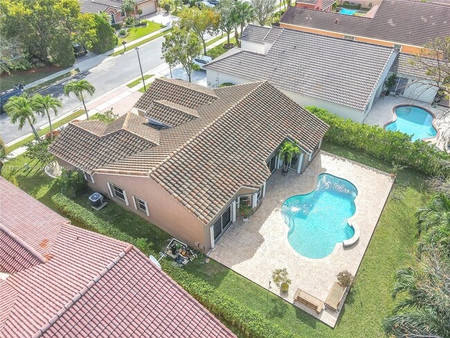 Photo - 622 SW 200th Terrace