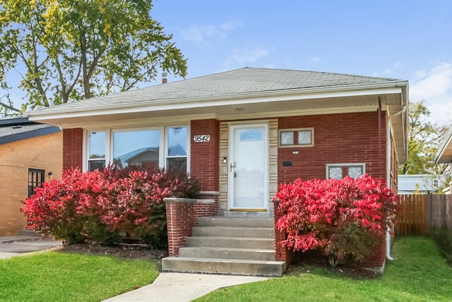 Photo - 9543 S Sacramento Ave