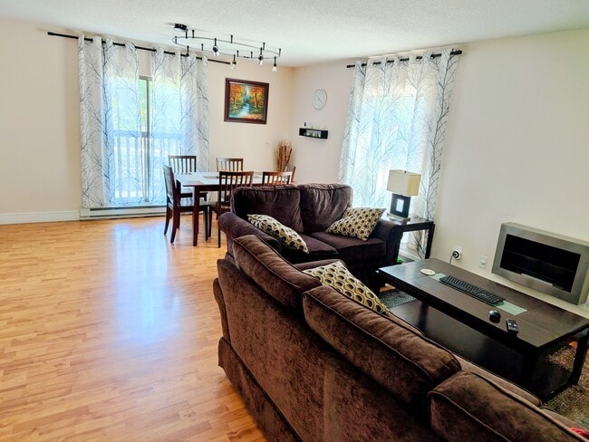 Building Photo - 800 Bearses Way Unit 3 SE