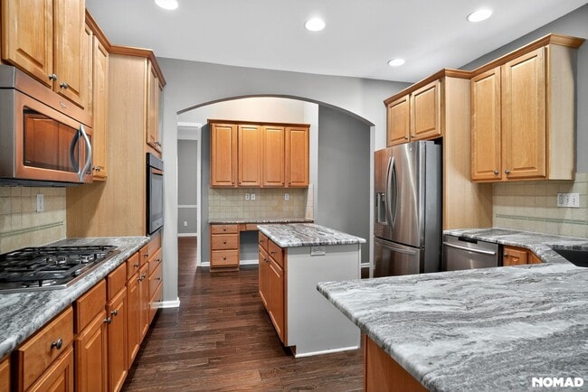 Photo - 838 Valley Dr