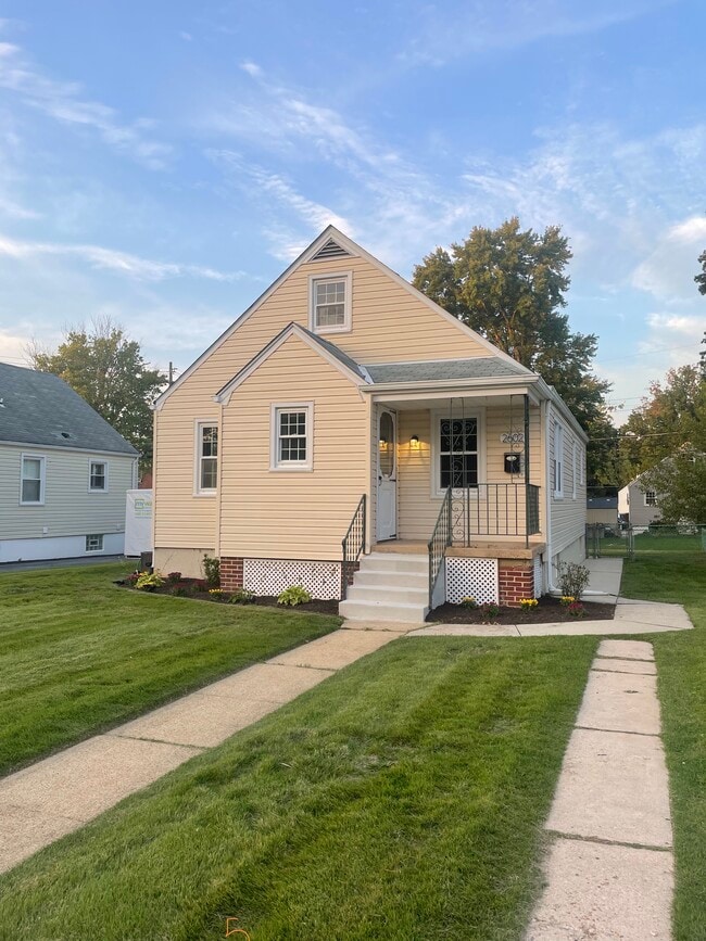 Photo - 2602 Linwood Rd