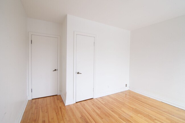 Photo - 3010 Av. Van Horne Unit 26
