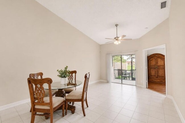 Photo - 7958 Piper Ln