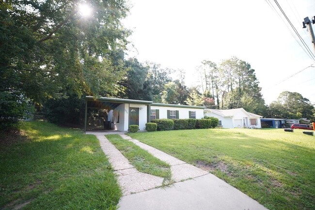 Photo - 1015 Joe Louis St Casa