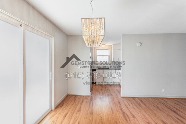 613 Hillsboro Rd