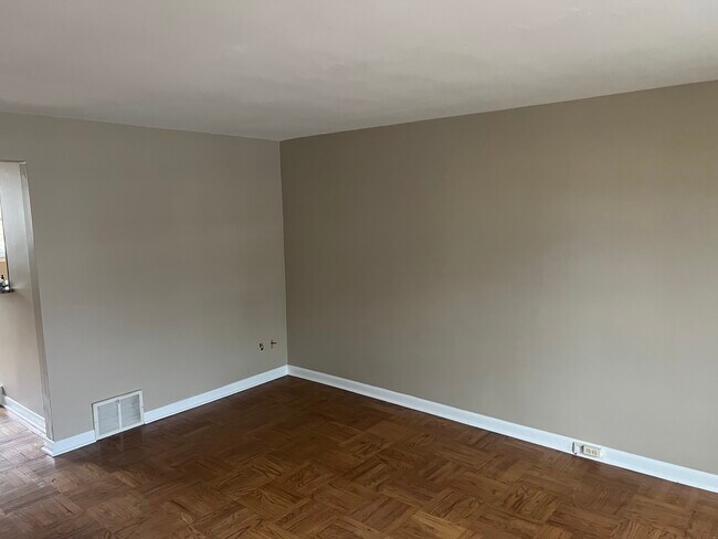 Photo - 16 Franklin Ave