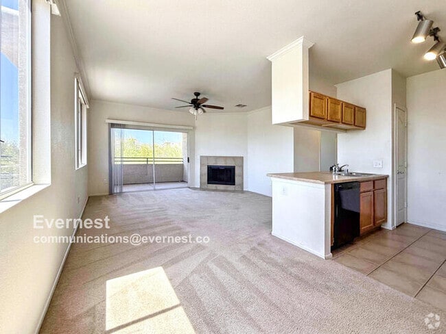 Building Photo - 16013 S Desert Foothills Pkwy Unit APT 2128
