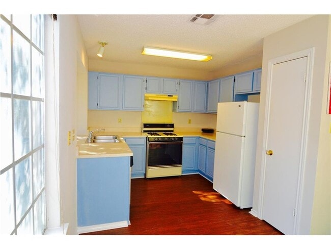 Photo - 9101 Palace Pkwy
