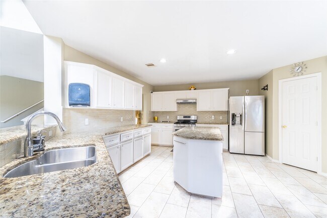 Photo - 12819 Wisteria Park Dr