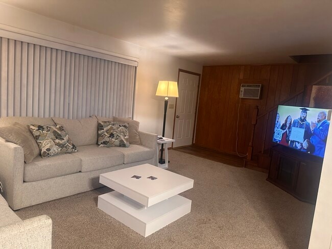 Photo - 1101 N 1st Ave