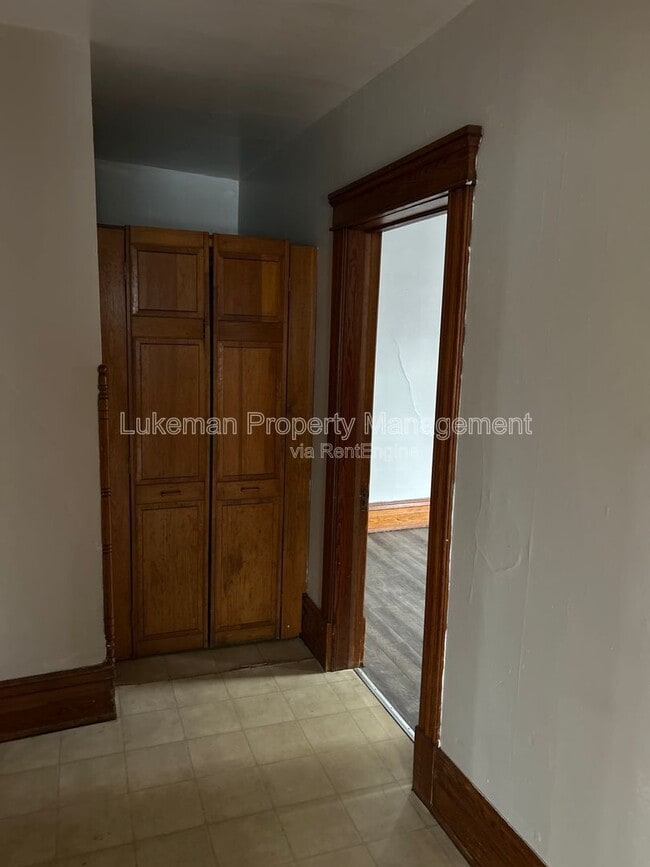 Photo - 515 Village St Unidad 2