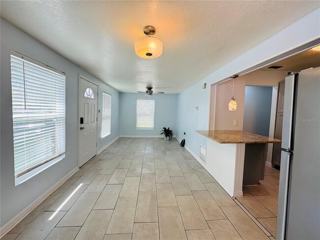 Photo - 1683 Fricke Ave