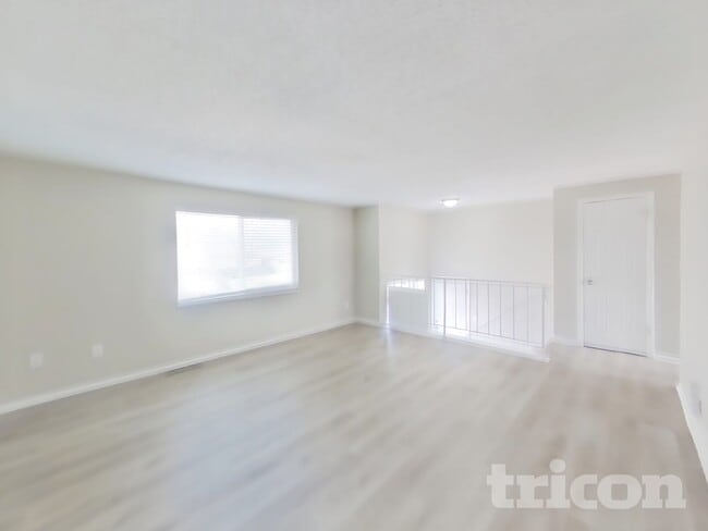 Photo - 1720 Monterey Way