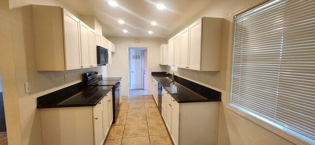 Photo - 9893003/37 Unit 9893003001