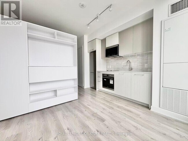 Photo - 30 Dreamers Wy Unité 626