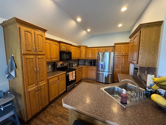 Photo - 1380 Stonecreek Dr