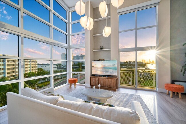 1701 Sunset Harbour Dr Unidad L501