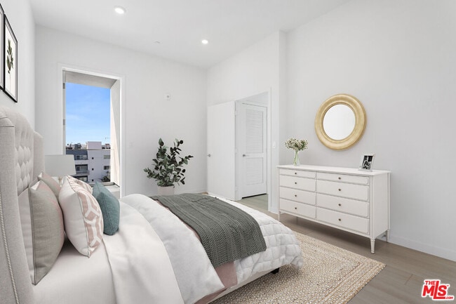 Photo - 1650 Sawtelle Blvd Unit 209