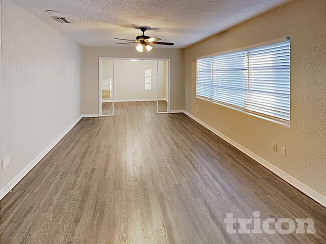Photo - 4011 W Nassau St
