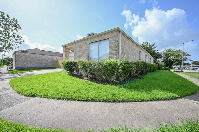 Photo - 7735 Quail Meadow Dr