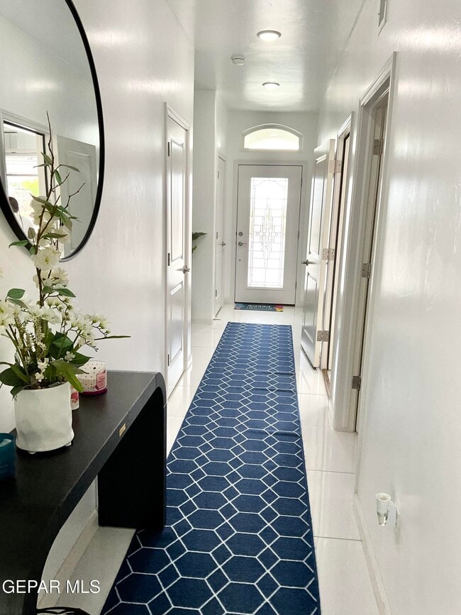 Photo - 8919 Eclipse St