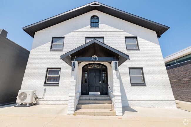 Building Photo - 410 1st St Unit 2 Rental